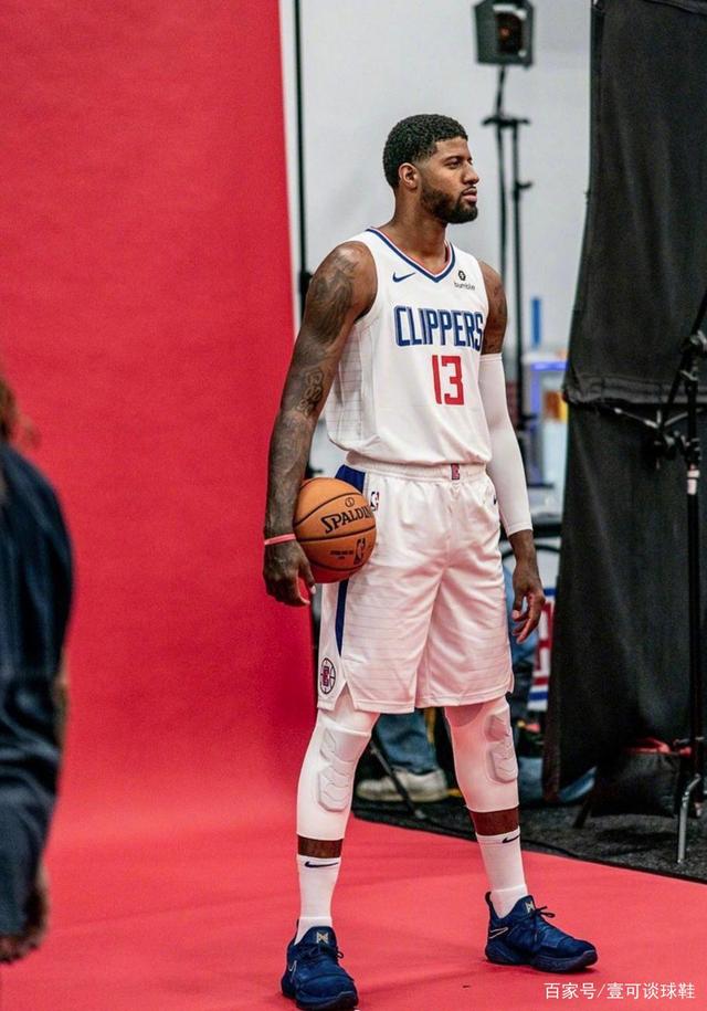 信使报：三名马竞球员未接种疫苗，缺席阿根廷对安哥拉友谊赛（信使报称：三名马竞球员因未接种疫苗无缘阿根廷与安哥拉热身赛）