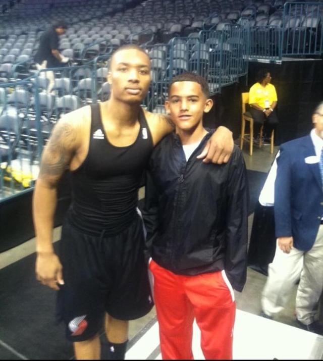 米体：泽林斯基出现轻微肌肉问题，可能不会出战比萨（米体：泽林斯基肌肉小恙，出战比萨成疑）