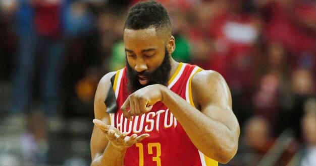 陈哲宣得到津门虎赛季首红，中超所有球队本赛季都有红牌入账（陈哲宣吃到津门虎赛季首红，中超本季已无球队零红牌）