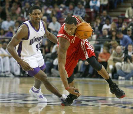 意媒：国米将贝尔纳韦视为未来中场引援人选，已派球探考察（意媒称国米将贝尔纳韦列为未来中场引援目标，球探已考察）