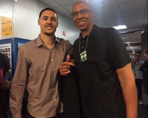 东体：申花踢广岛将沿用433阵型，斯卢茨基并非只会442菱形（东体：申花战广岛继续采用433，斯卢茨基不止会442菱形）