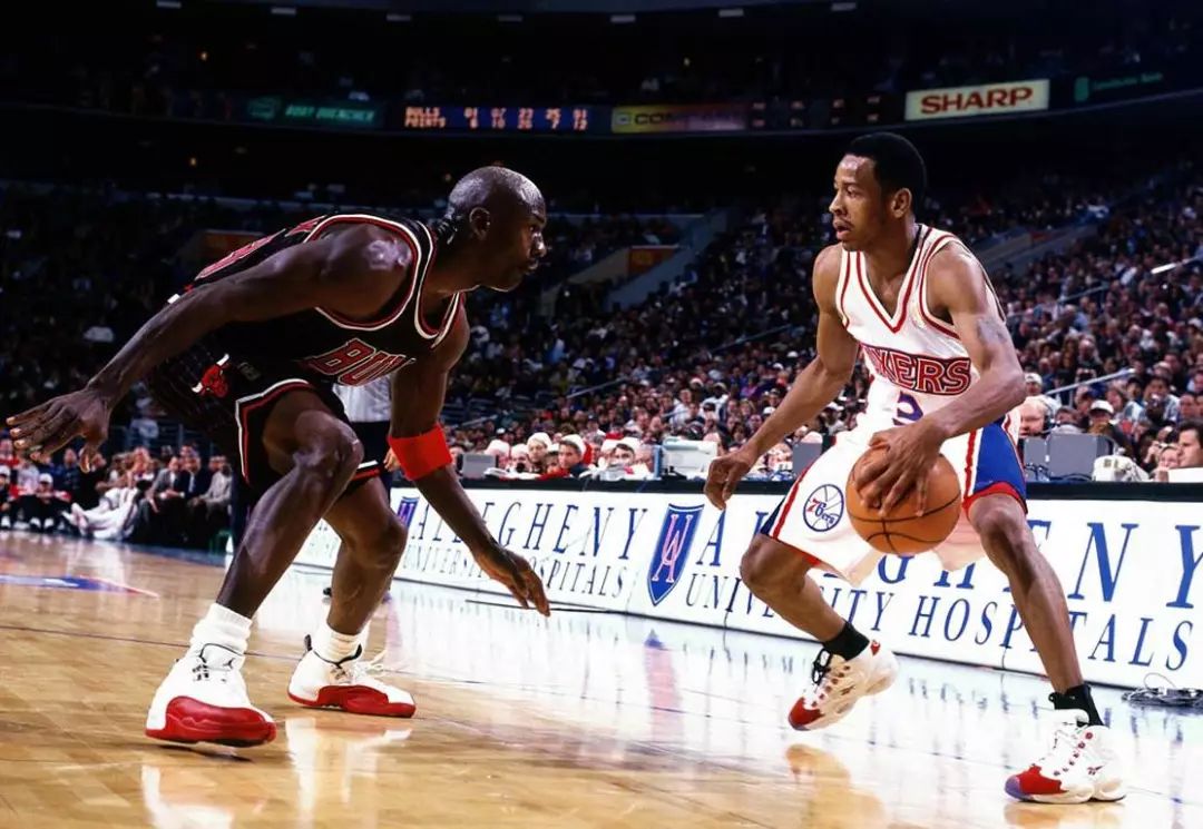 NBA焦点战：勇士主场逆转掘金,（NBA重磅对决：勇士主场翻盘击败掘金）