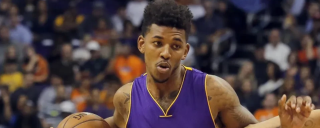 米体：罗马正式就齐尔克泽谈判，曼联要3500万欧强制买断条款（米体：罗马就齐尔克泽转会开启正式谈判，曼联坚持3500万欧强制买断条款）