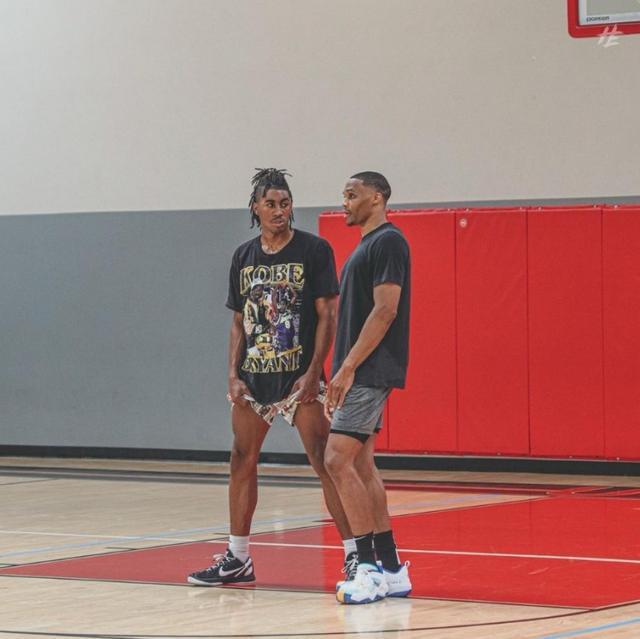 小彩娃21分6发获MVP欧冠土耳其费内巴切零封本菲卡技术统计（欧冠技术统计：小彩娃砍21分送6记发球得分当选MVP 土耳其费内巴切3-0零封本菲卡）