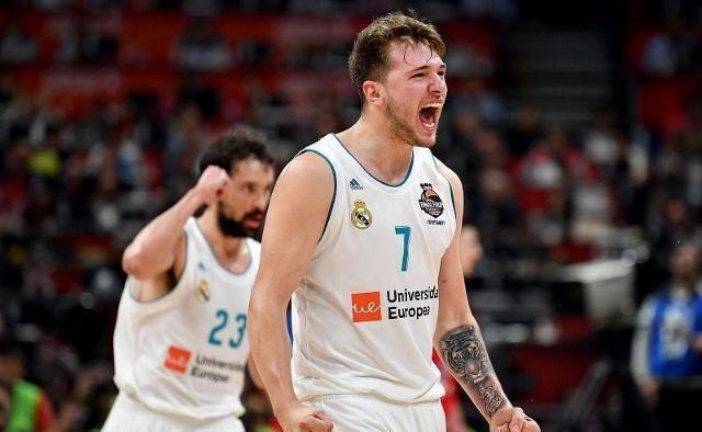 恩德里克和里昂：互为救命稻草的一次签约？（恩德里克牵手里昂：一场彼此解困的交易？）